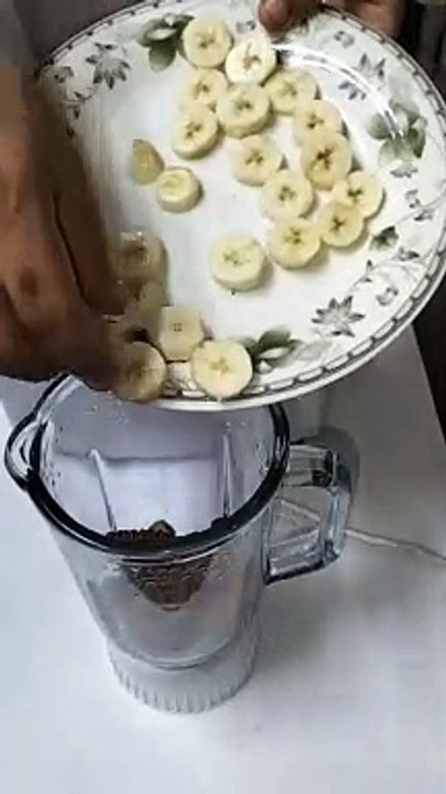 banana date fruit and candy biscuits ice cream kulfa recipe.