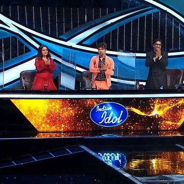 Duet performance Arunita kanjilal and pawandeep Rajan