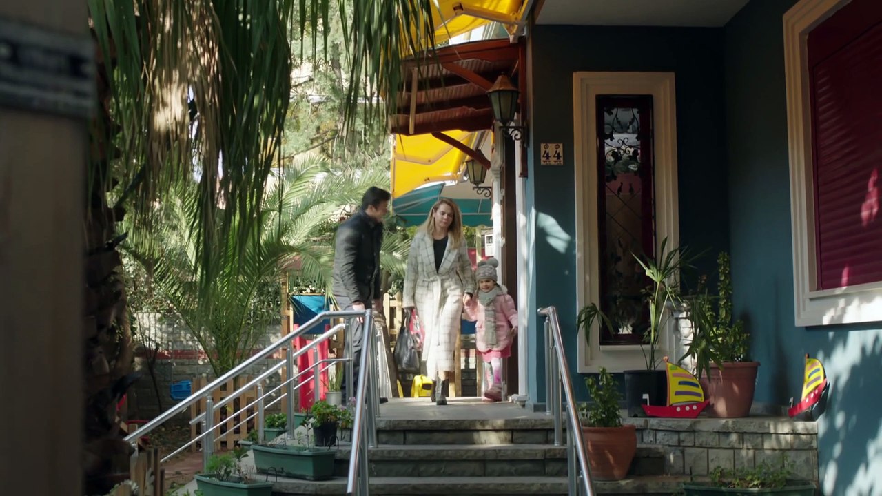 Alas de Amor - Capitulo 48 (Audio Español) | Bana Sevmeyi Anlat