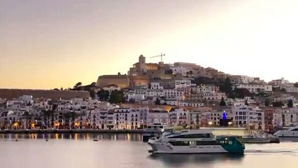 Los viajeros de los ferries de Baleària se hartan de reservar un destino y desembarcar en otro