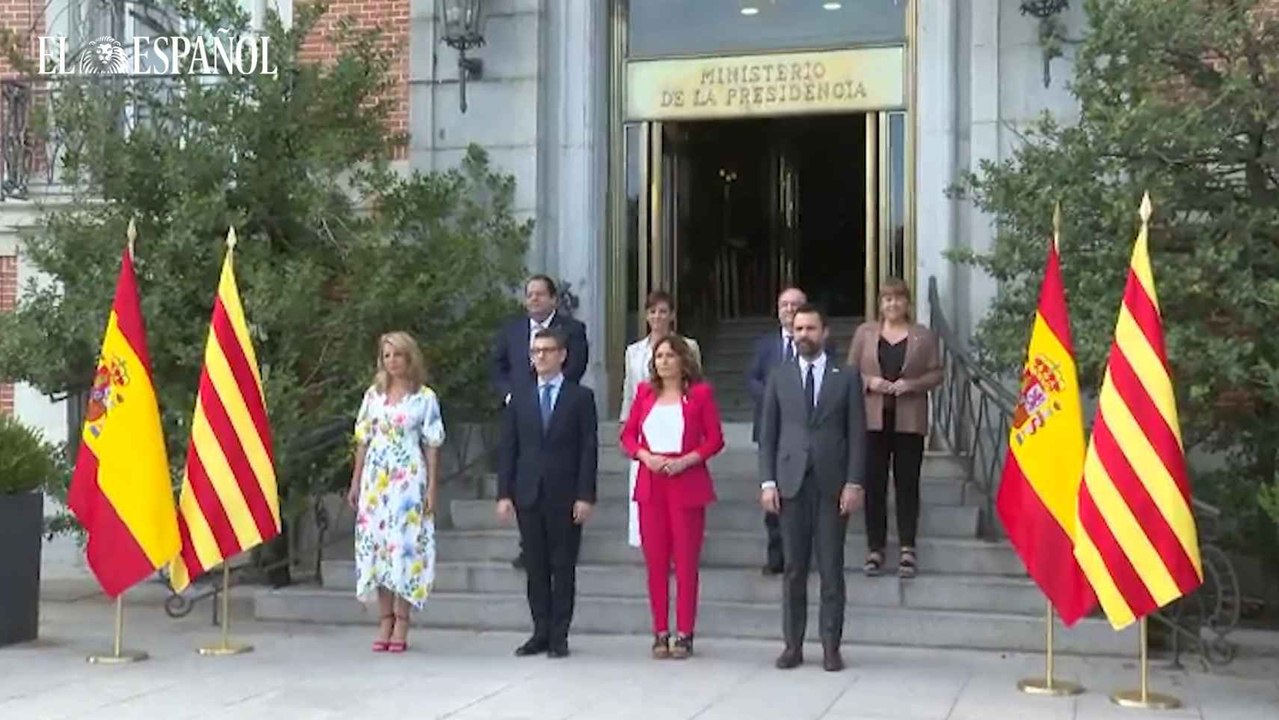 Mesa con Cataluña
