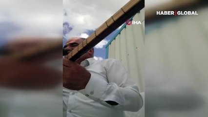 Şehit babasının, şehitler için bestelediği türkü sosyal medyada yüzlerce kişi tarafından paylaşıldı