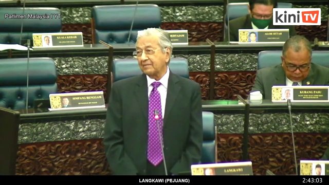 Ada kala perlu lompat parti untuk tubuh kerajaan stabil - Dr M