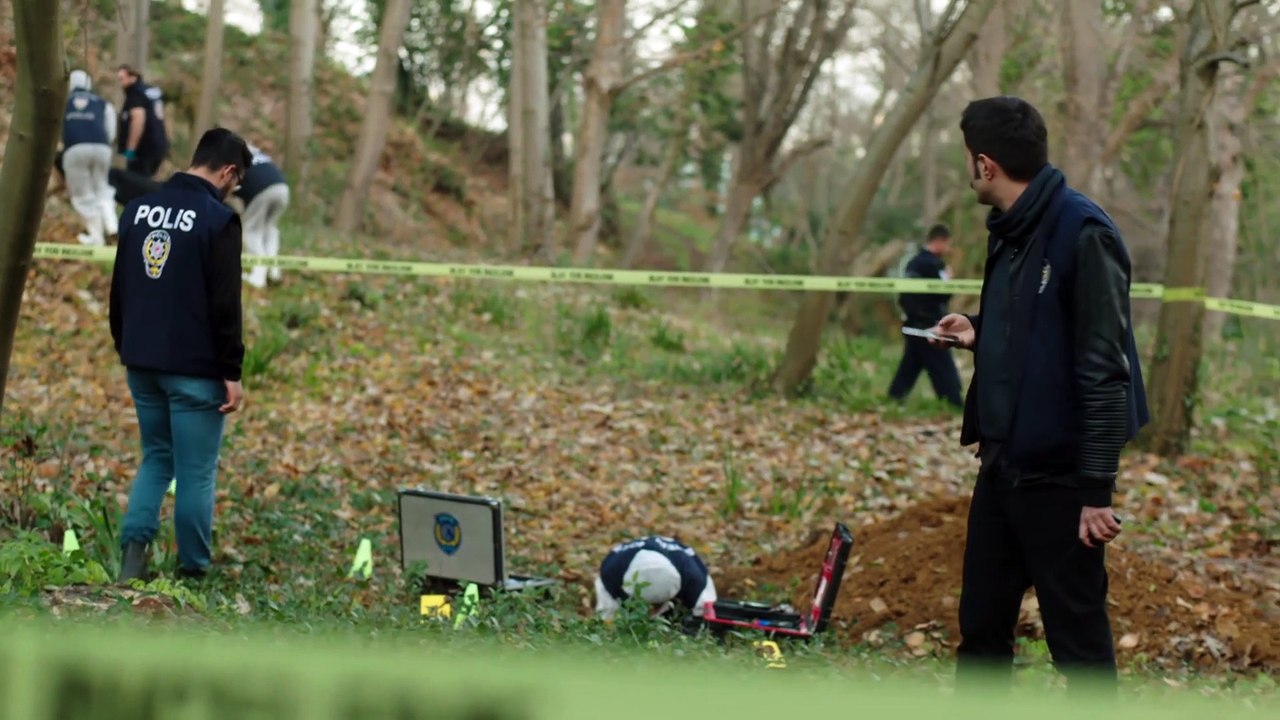 Alas de Amor - Capitulo 63 (Audio Español) | Bana Sevmeyi Anlat