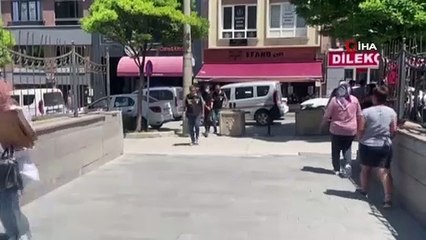 Kendisini polis olarak tanıtıp evli çifti dolandırmaya çalıştı