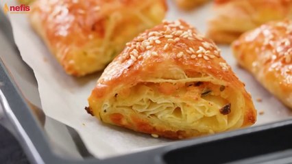 SADECE 3 YUFKAYLA  5 Dakikada Fırına Atmalık Üçgen Börek