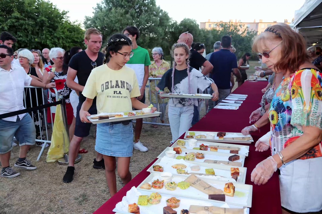 Soirée d'été festive avec les Fadas du monde, au jardin du Prieuré, hier soir, à Martigues