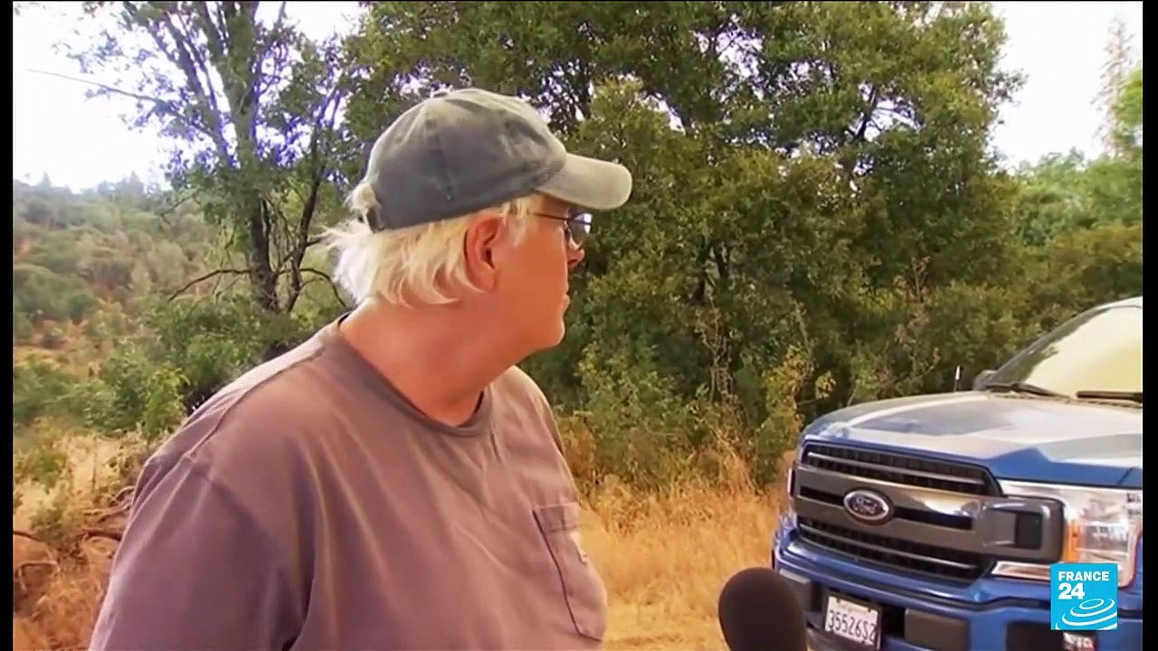 Incendie en Californie : 3 000 pompiers combattent un feu de forêt "explosif"