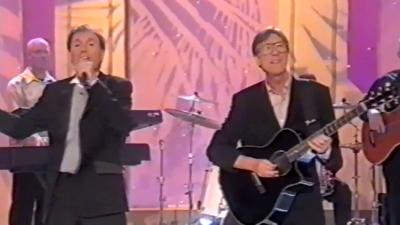 AMERICAN PIE by Cliff Richard feat Hank Marvin -live TV performance 2002