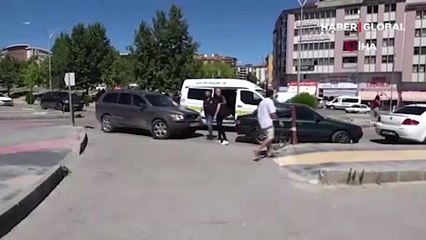 Hastanede silahlar konuştu: 1'i ağır 2 yaralı