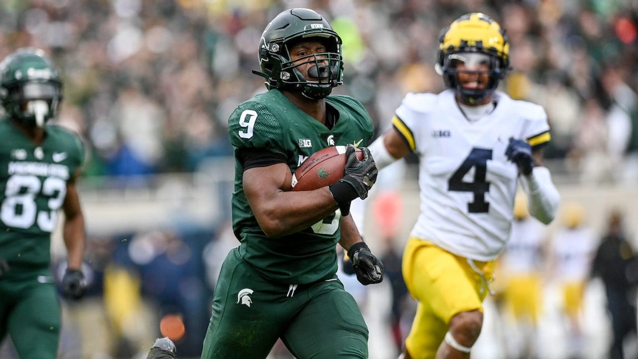 Is The Door Open For Kenneth Walker (+1300) To Win Offensive ROY?