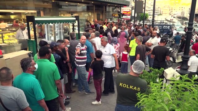 Crise du pain au Liban: de longues files d'attente devant les boulangeries