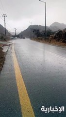 أمطار غزيرة على مرتفعات الشفا في الطائف