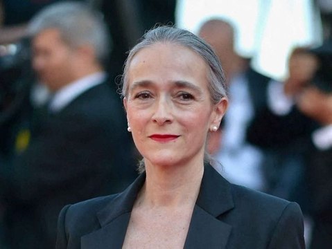 Delphine Ernotte, présidente de France Télévisions fracassée par un acteur star de Plus belle la vie : Elle ne s’est même pas déplacée !