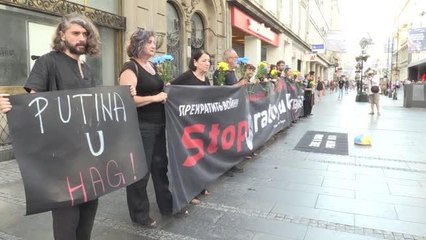 Ukrayna'daki savaş Sırbistan'da protesto edildi