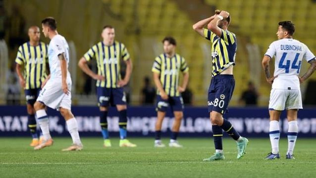Son Dakika: Fenerbahçe, Dinamo Kiev'e 2-1 yenilerek Şampiyonlar Ligi'ne veda etti