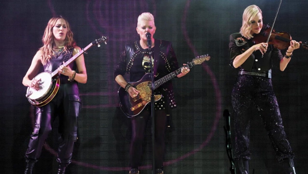 The Chicks Are Performing With Their Kids On Tour | Billboard News