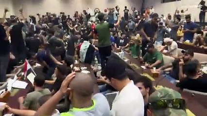 Al-Sadr ruft seine Anhänger im Parlament in Bagdad zum Rückzug auf