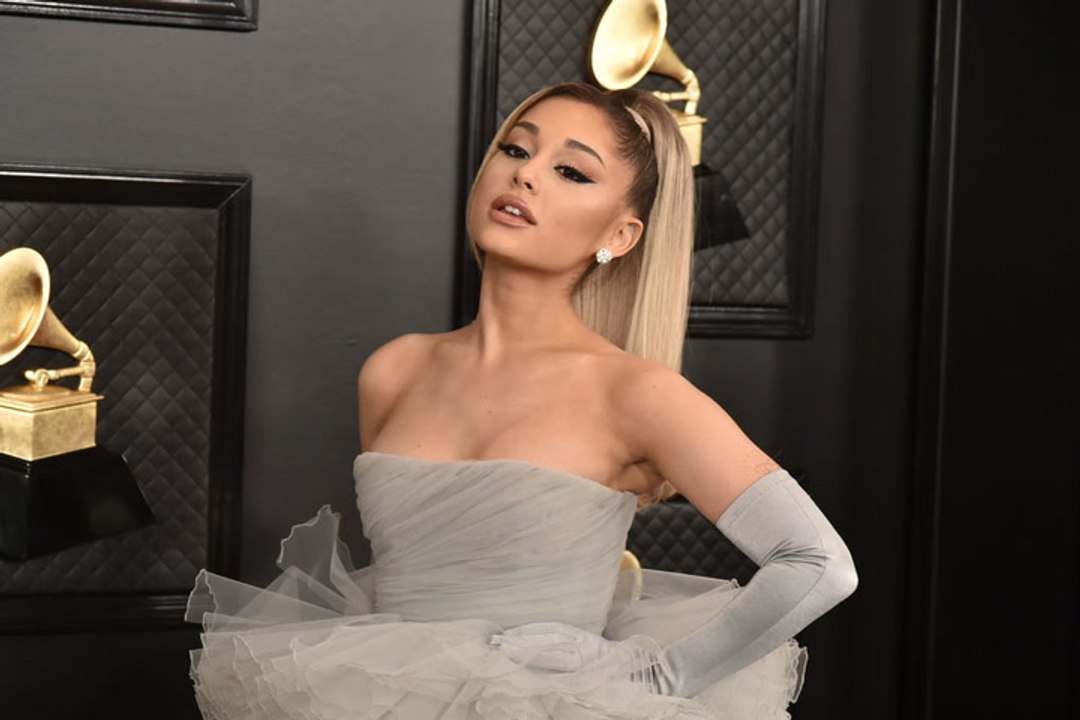 Ariana Grande, bist du es? Ohne Make-up sieht sie ganz anders aus