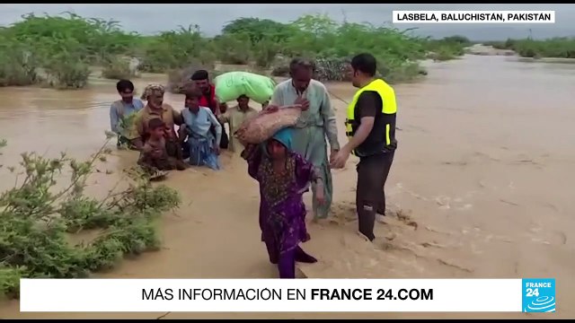 En Pakistán, las lluvias obligan a cientos de personas a abandonar sus hogares