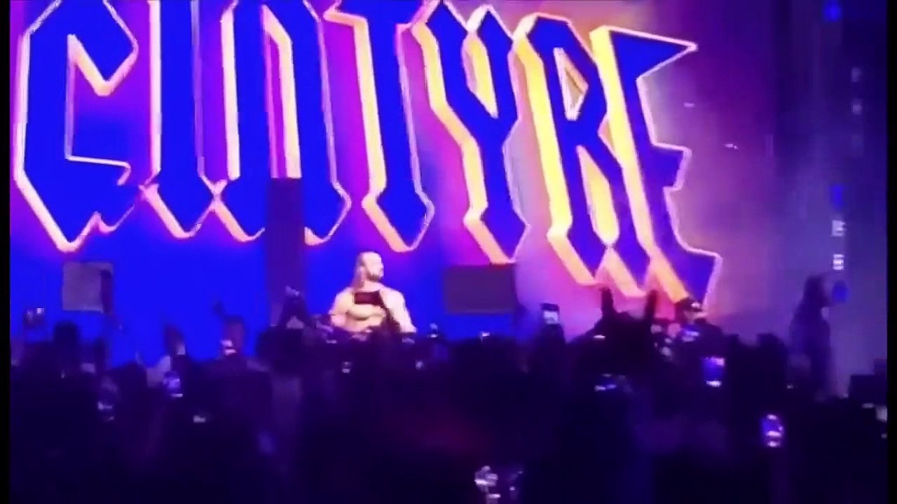 Roman Reigns (c) vs. Drew McIntyre