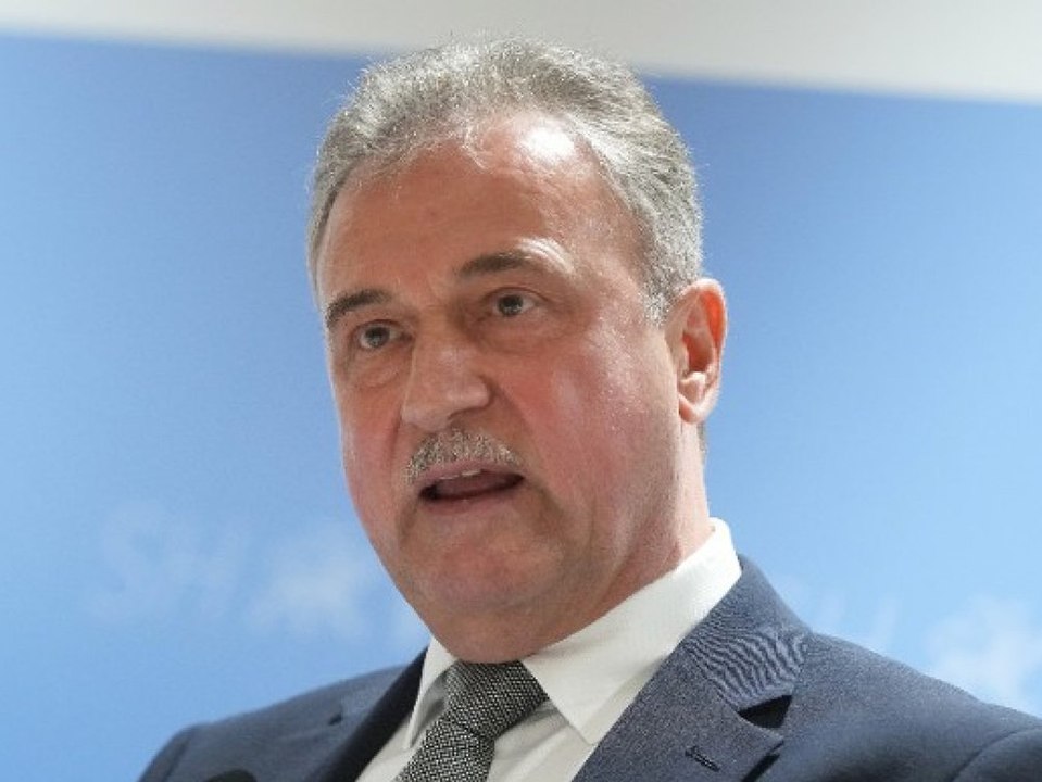 'Wertloses Produkt': GDL-Chef Weselsky wettert gegen Neun-Euro-Ticket