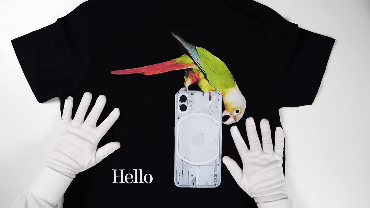 The Nothing Phone 1 Unboxing - Future of Smartphones? + Gameplay