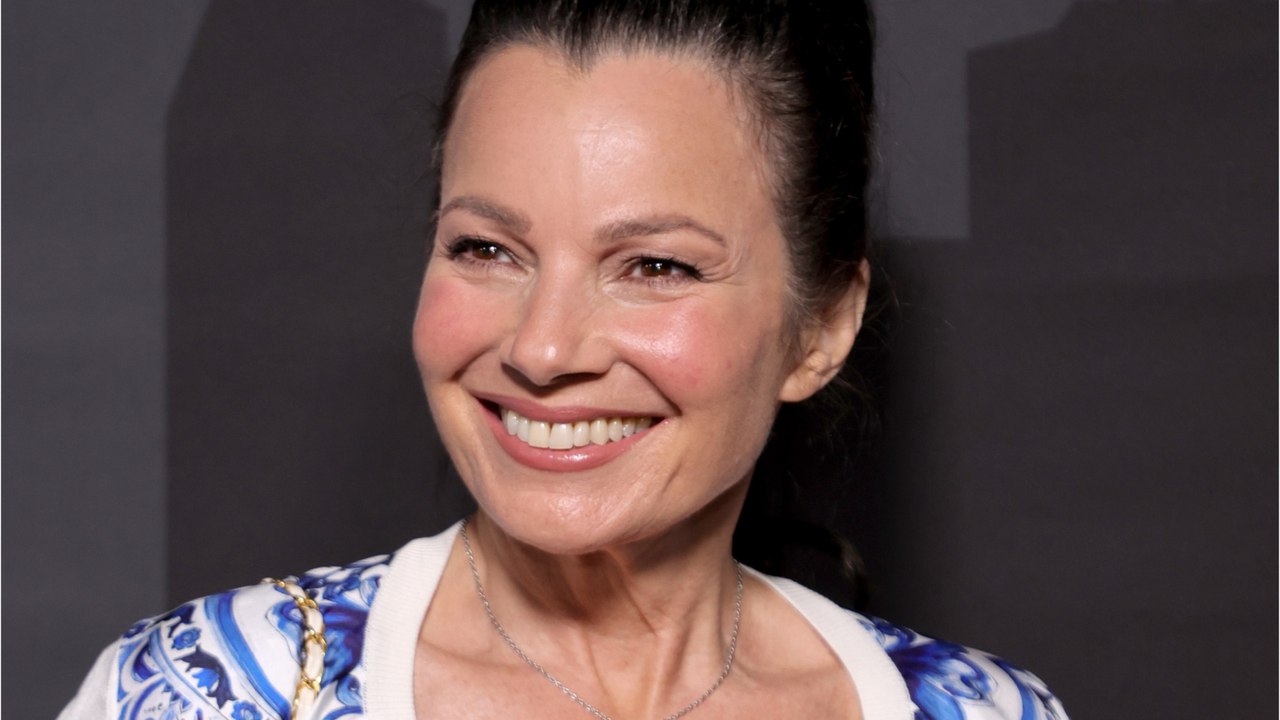 GALA VIDEO - PHOTO - Fran Drescher (Une nounou d’enfer) : à 64 ans, elle est toujours aussi canon !