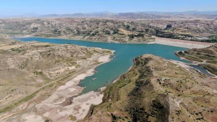 4 Eylül barajındaki su seviyesi yüzde 6'ya kadar düşen Sivas'ın 3 aylık suyu kaldı