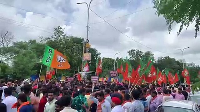 राष्ट्रपति द्रोपदी मुर्मू पर अशोभनीय टिप्पणी मामला : बीजेपी कार्यकर्ता उतरे सड़कों पर, जताया विरोध
