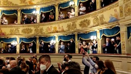 Mattarella a Ravenna: il lungo applauso al teatro Dante Alighieri