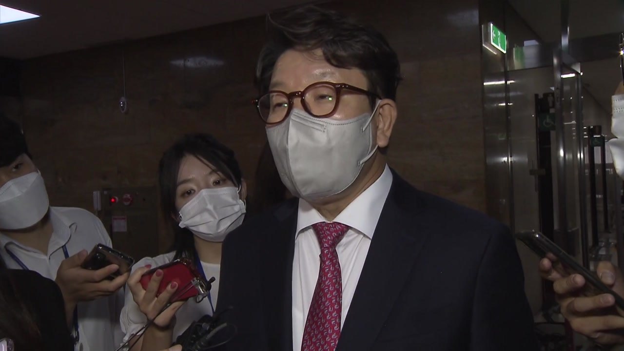 권성동 직무대행 "강기훈, 제 추천 아냐...대통령실이 채용" / YTN