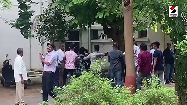 એમ.એસ યુનિવર્સિટીમાં NSUI ના બે જૂથો વચ્ચે મારામારી