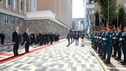 Bakan Soylu, Özbekistanlı mevkidaşı Bobojonov ile görüştüSoylu: "Özbekistan'ın istikrar ve refahını ülkemizden ayrı tutmuyoruz"