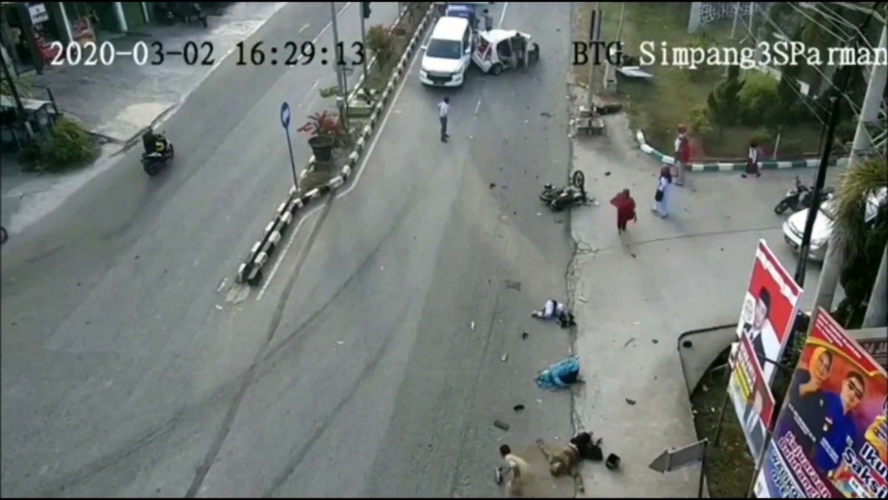 Fatal Car Crash Compilation 1080p