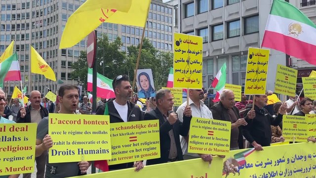 L’opposition iranienne manifeste contre l’extradition du prisonnier Assadi à Bruxelles