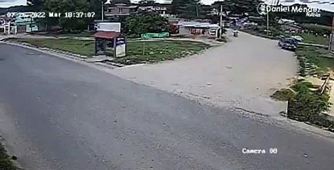 Impresionante choque entre motocicletas en Huehuetenango