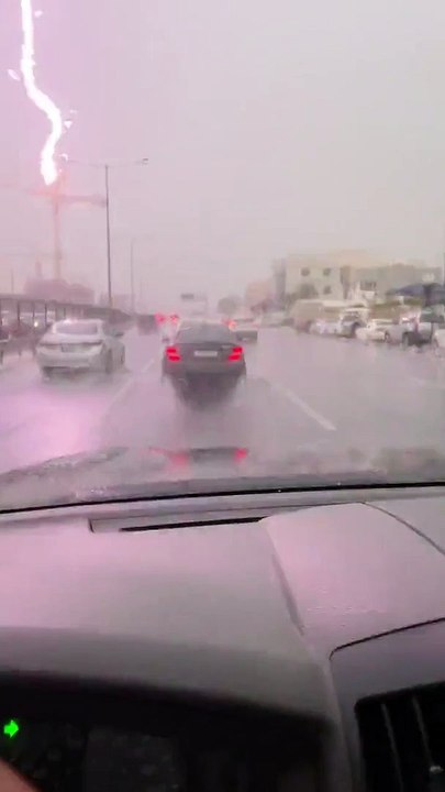Partial Closure of the Corniche After the Road Was Filled with Rain