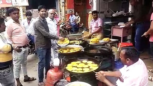 दो वर्ष बाद हरियाली अमावस्या पर प्राकृतिक स्थलों पर उमड़े लोग, उठाया प्रकृति का लुत्फ