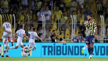 Son Dakika: UEFA, Fenerbahçe taraftarının Vladimir Putin tezahüratlarıyla ilgili soruşturma başlattı