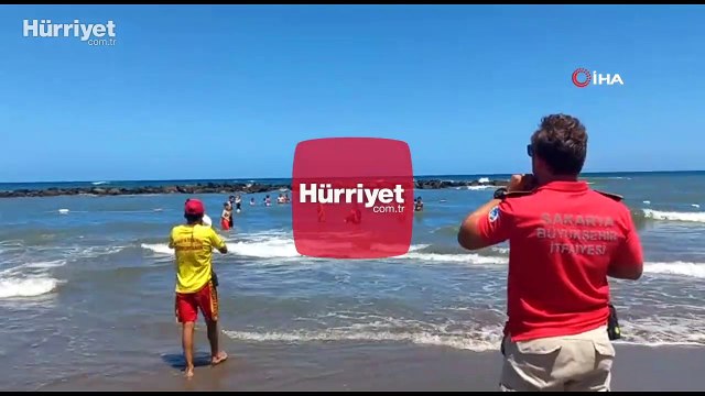 Kırmızı bayrak asıldı, Karasu, Kocaali ve Kaynarca'da denize girmek yasaklandı