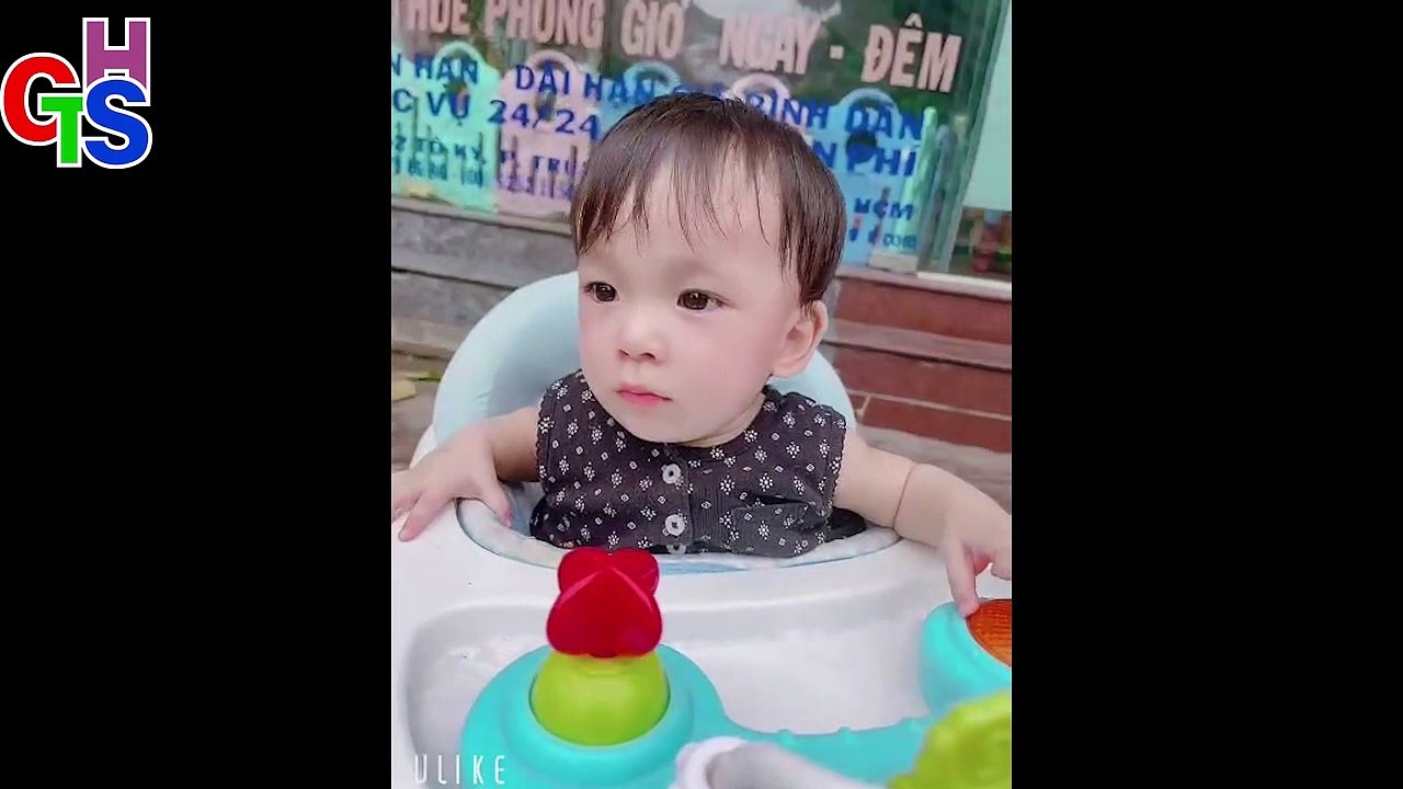 trẻ mồ côi