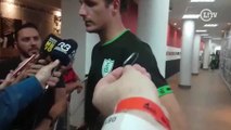 Iago Maidana lamenta pênalti perdido na derrota do América-MG para o São Paulo no Morumbi