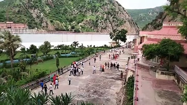 बीसलपुर बांध से आवाजाही पर लगाई रोक