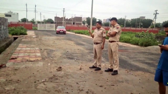 दो दिन में तीन बार अतिक्रमण हटाने गया परिषद का दस्ता
