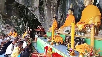 คอหวยไม่พลาด!!!เลขเด็ดย้าย “ลูกนิมิต-รูปปั้นพ่อปู่พญานาค”วัดเขาพระทอง 2 ชุด 2 ตัวและ 3 ตัว