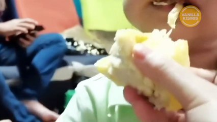 Tip Hilangkan Bau Durian Yang Melekat Di Tapak Tangan Tanpa Sabun!