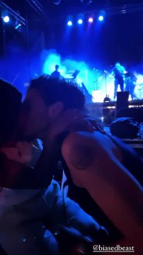 Το παθιασμένο φιλί της Χριστίνας Σάλτη με τον σύντροφό της