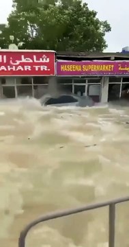Inondations incroyables aux Émirats arabes unis