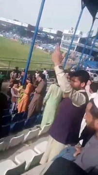 Afganistan'da stadyuma bombalı saldırı! Birleşmiş Milletler yetkilileri de stadyumdaydı...